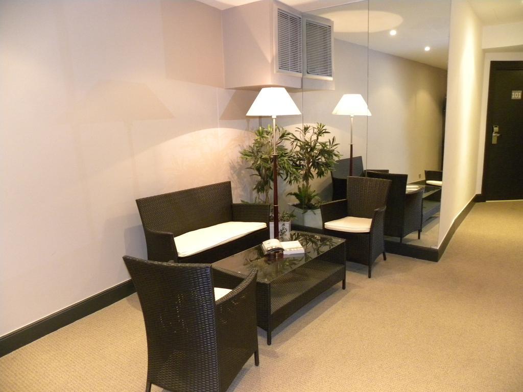 Hotel Le Noailles Nice Gare Экстерьер фото